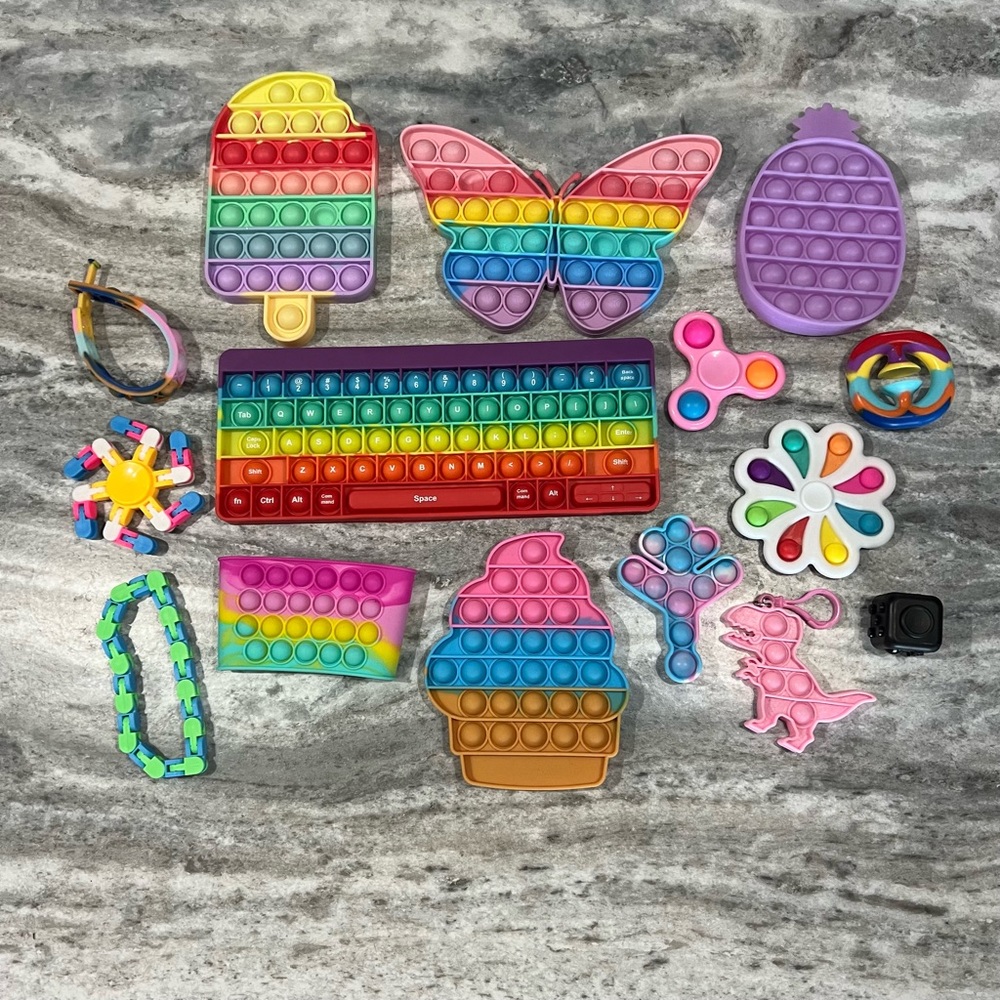 Fidget lot - Picture 7 of 7